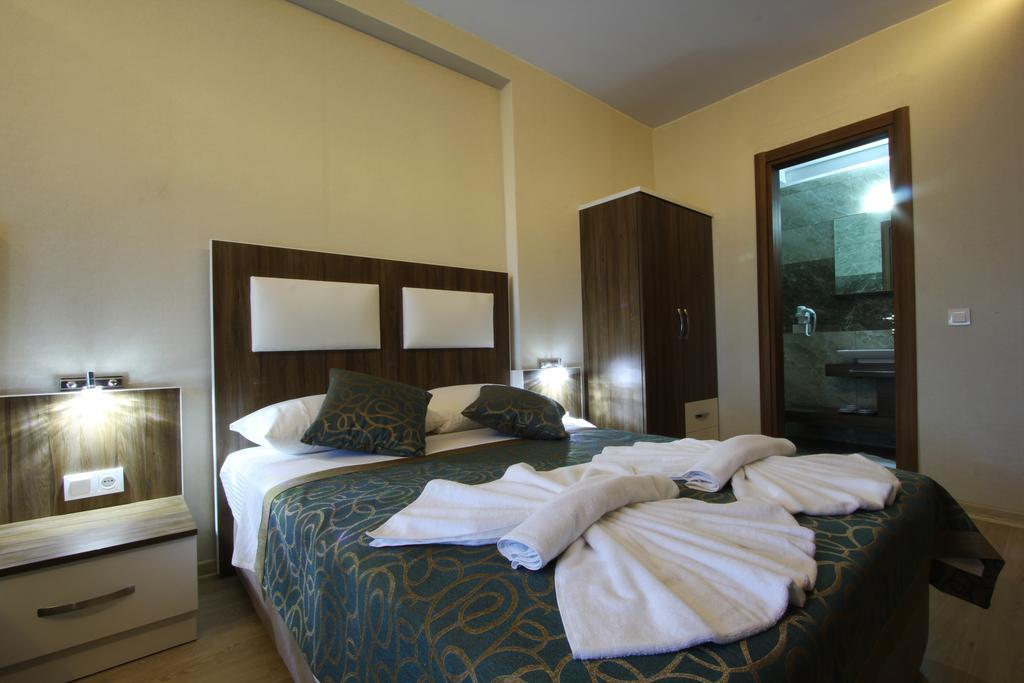 Inciler Hotel Altınoluk Pokoj fotografie