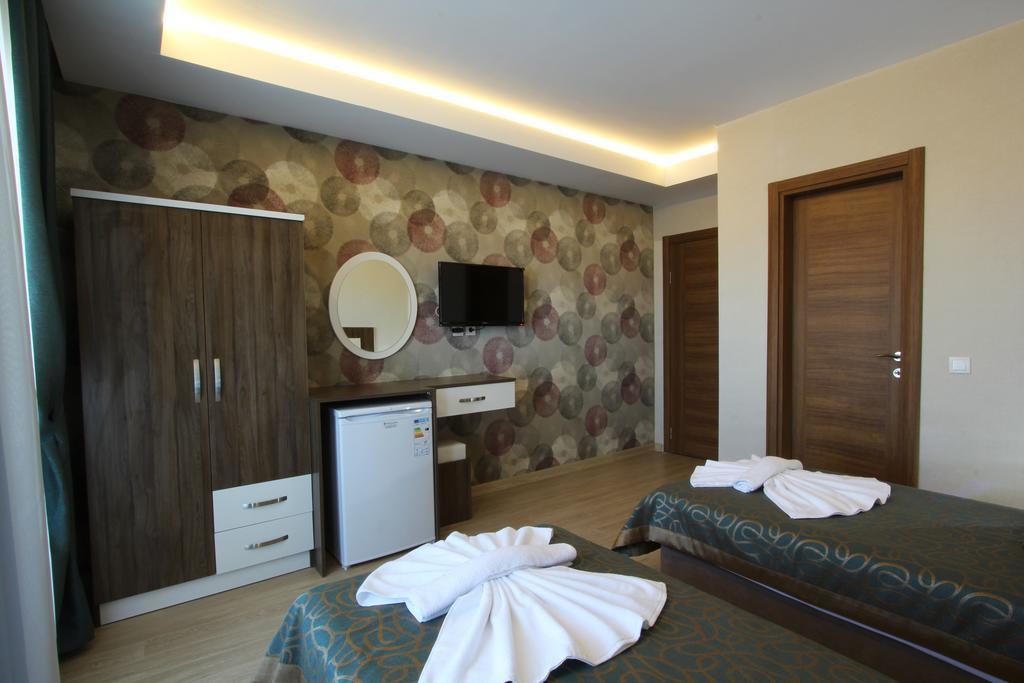 Inciler Hotel Altınoluk Pokoj fotografie